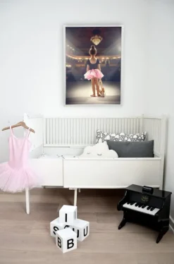 Dansebutikken Balletplakat med ballerina på scene