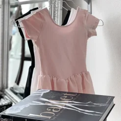 Børn Dansebutikken Bloch rosa dragt m.chiffon skørt til piger