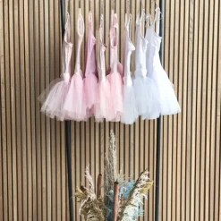 Børn Dansebutikken Capezio rosa tutudragt med flæser