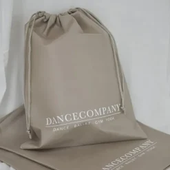 Dansebutikken Dancecompany sandfarvet skopose med logo