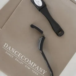 Dansebutikken Dancecompany sandfarvet skopose med logo