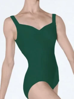 Dame Dansebutikken Dragt i mørkegrøn fra Wear Moi