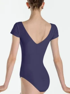 Dame Dansebutikken Dragt med korte ærmer i navy fra Wear Moi