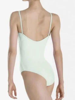 Dame Dansebutikken Dragt med rynk i mint fra Wear Moi
