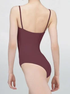 Dame Dansebutikken Dragt med tynde stropper i bordeaux fra Wear Moi