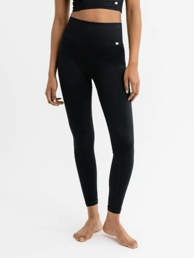 Dame Dansebutikken Drop of Mindfulness Jeane rib leggings i sort