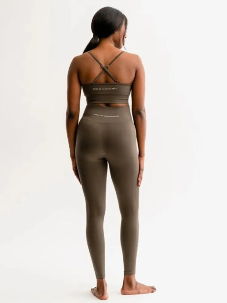 Dansebutikken Drop of mindfulness olivengrønne seamless leggings