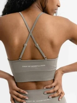 Dame Dansebutikken Drop of mindfulness seamless sports top salvie grøn