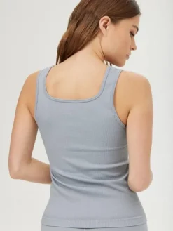 Dame Dansebutikken Drop of mindfulness svag lyseblå seamless rib top