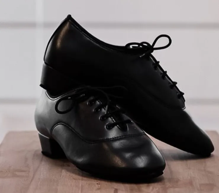 Dame Dansebutikken International contra dansesko i sort skind