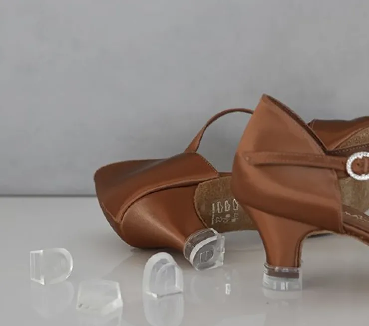 Dame Dansebutikken International dansesko Natasha dark tan satin junior