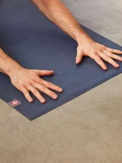 Dansebutikken Manduka blå let travel måtte til yoga