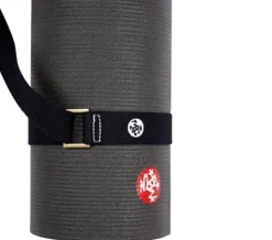 Dansebutikken Manduka sort bærestrop til yogamåtter