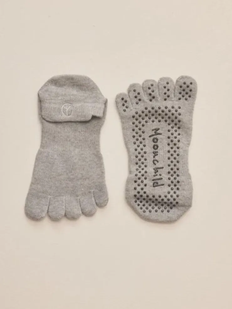 Dansebutikken Moonchild grå toe socks til yoga