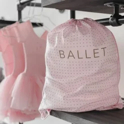 Dansebutikken Rosa balletpose
