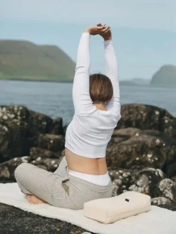 Dansebutikken Simple Days YOGA meditationspude i ivory