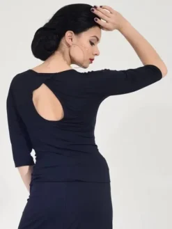 Dame Dansebutikken Sort bluse med bådhals og 3/4 lange ærmer