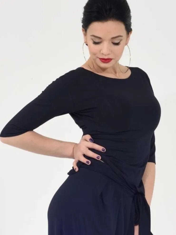 Dame Dansebutikken Sort bluse med bådhals og 3/4 lange ærmer