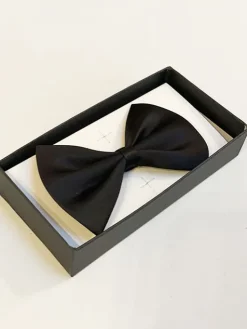 Dansebutikken Sort Butterfly til drenge - Ready4dance