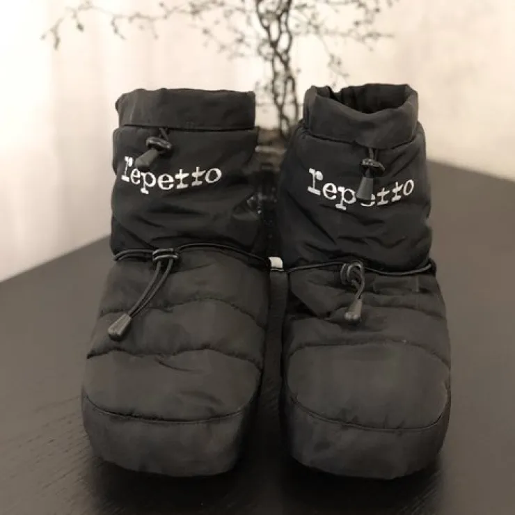 Dansebutikken Warm up sort boots til ballet og dans fra Repetto