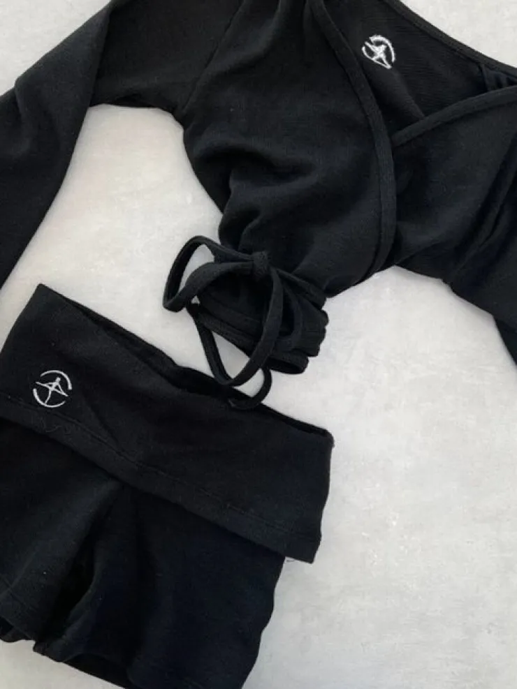 Børn Dansebutikken Wearmoi sorte strikshorts børn ballet/gymnastik